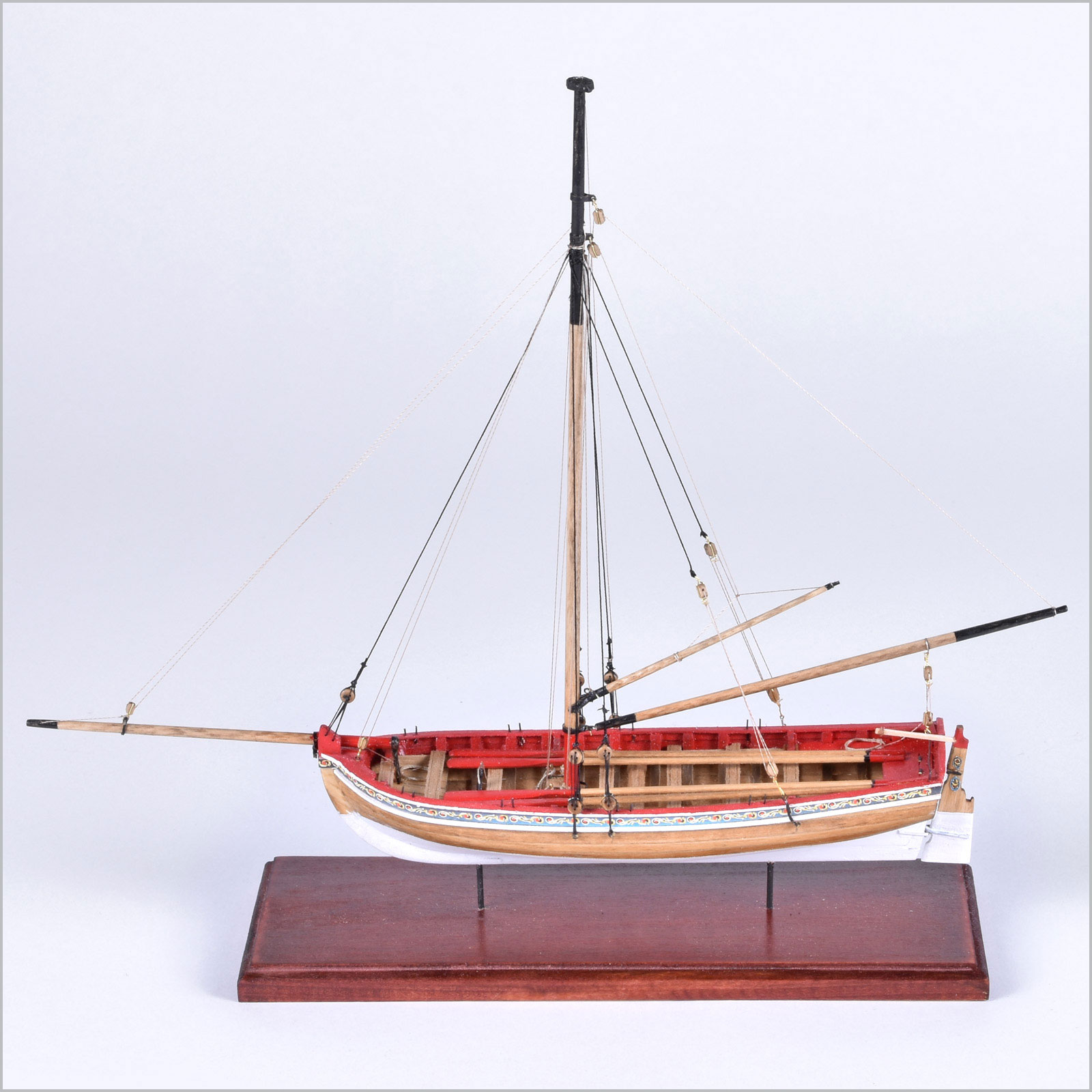 Model Shipways MS1457 18th Century Longboat Model Ship Kit 1:48 Scale Lenght 30cm Height 26cm 